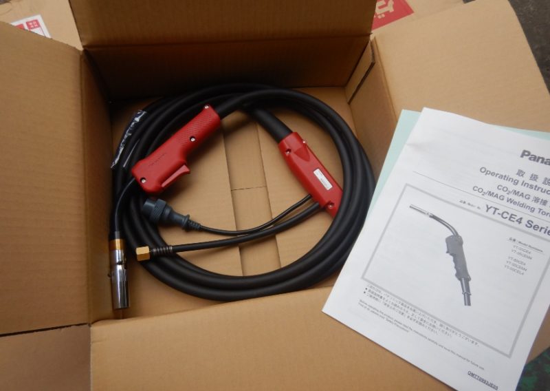 Panasonicトーチ　ＹＴ－３５ＣＥＭ４　中古品