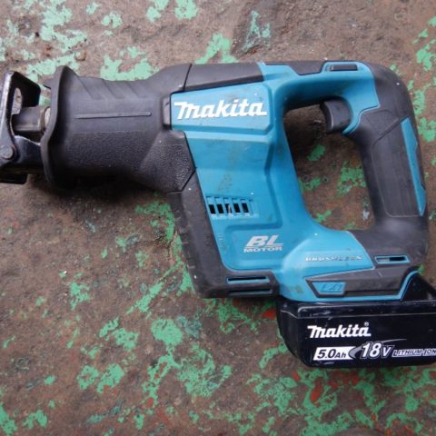 マキタ 充電式チップソーカッター SC251D本体 ツライチカッター 18V